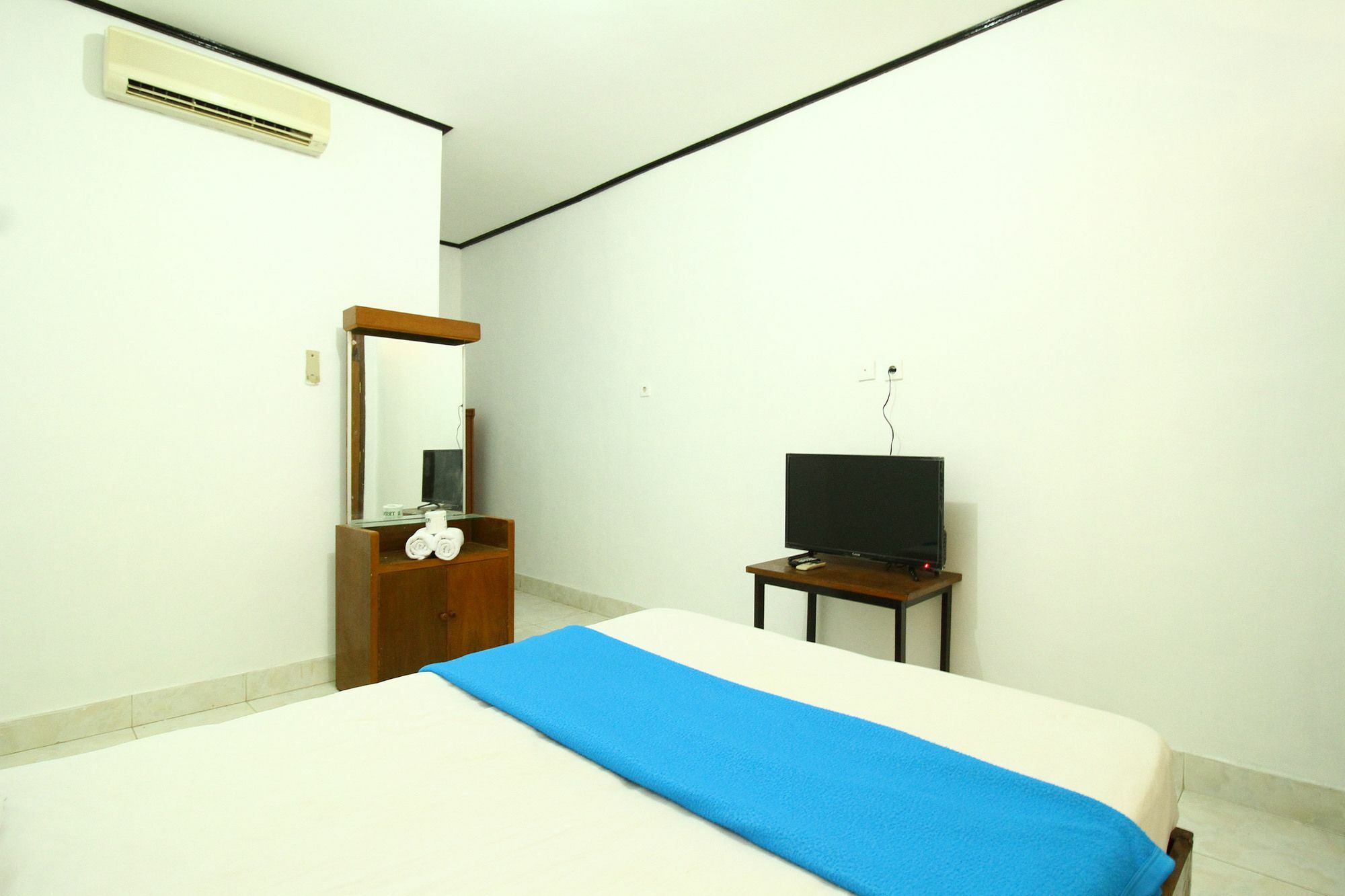 Dua Dara Inn Kuta Legian  Exterior photo