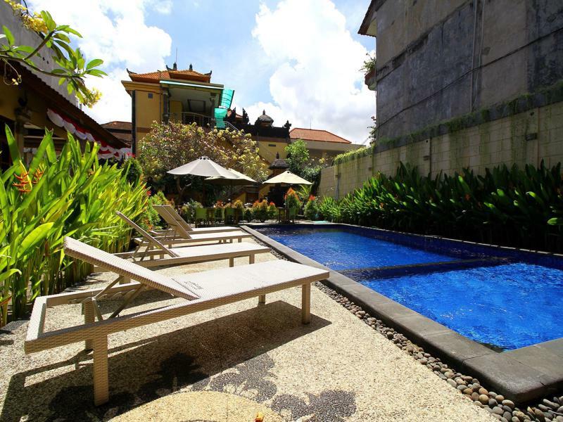 Dua Dara Inn Kuta Legian  Exterior photo